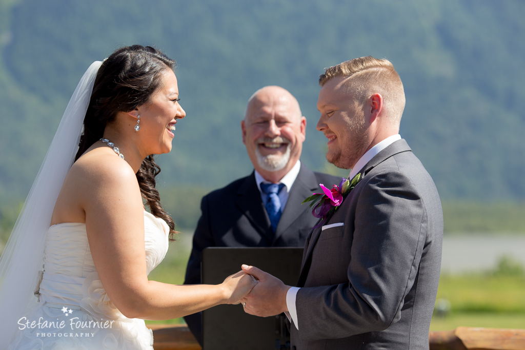 Fraser River Lodge Wedding Photographer