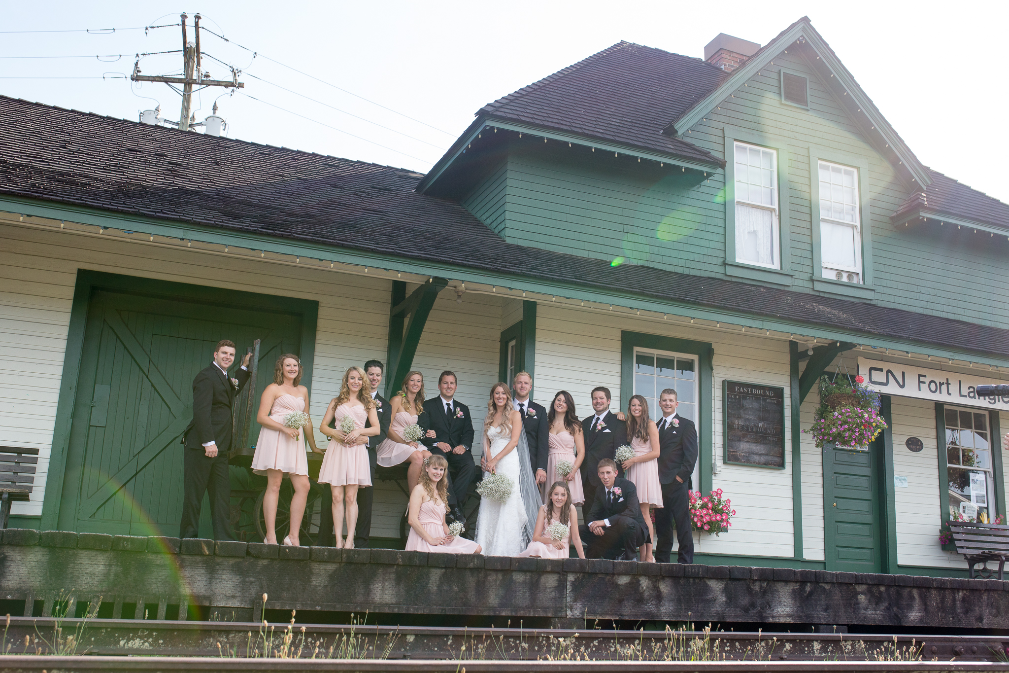 Fort-Langley-Hall-Wedding-Photographer