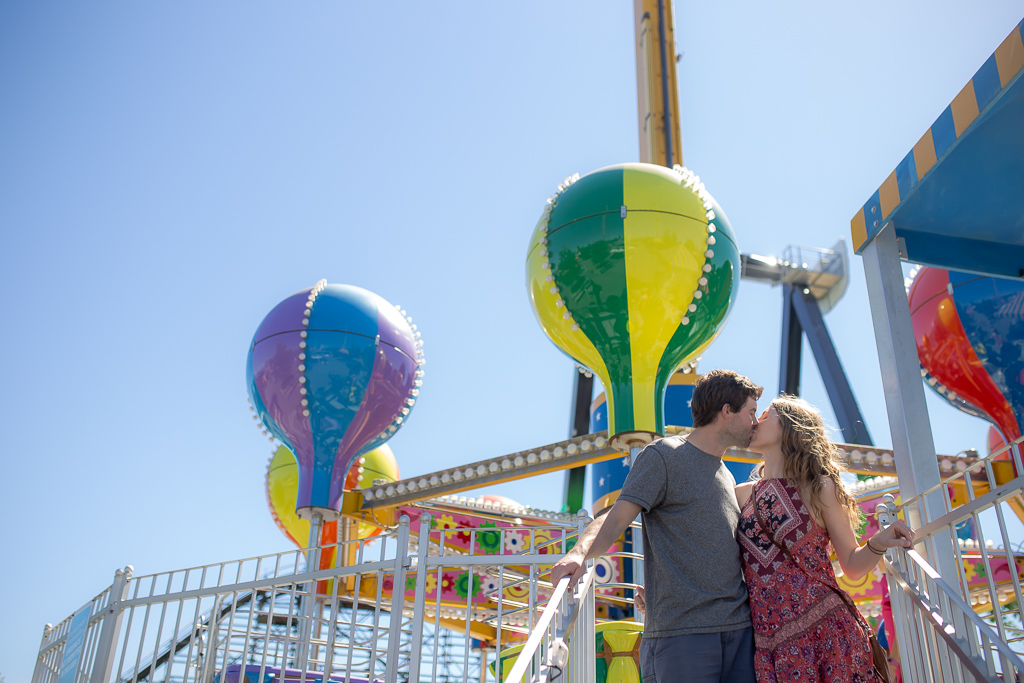 Engagement-Photo-Session-Playland-PNE-Vancouver-1