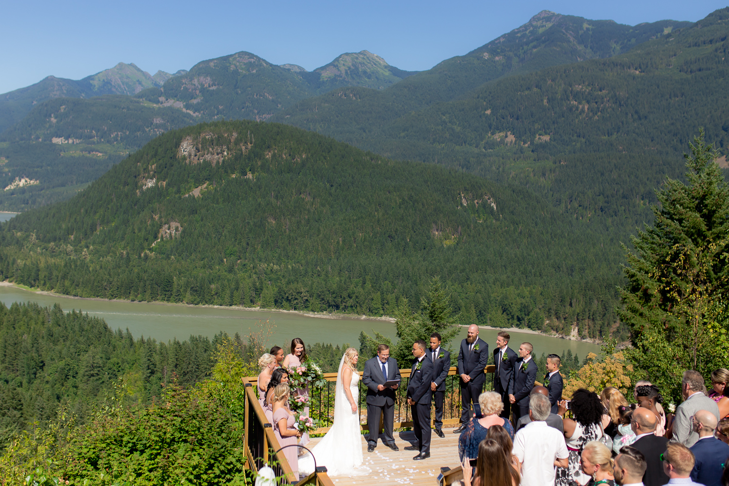 American Creek Lodge Wedding Photos