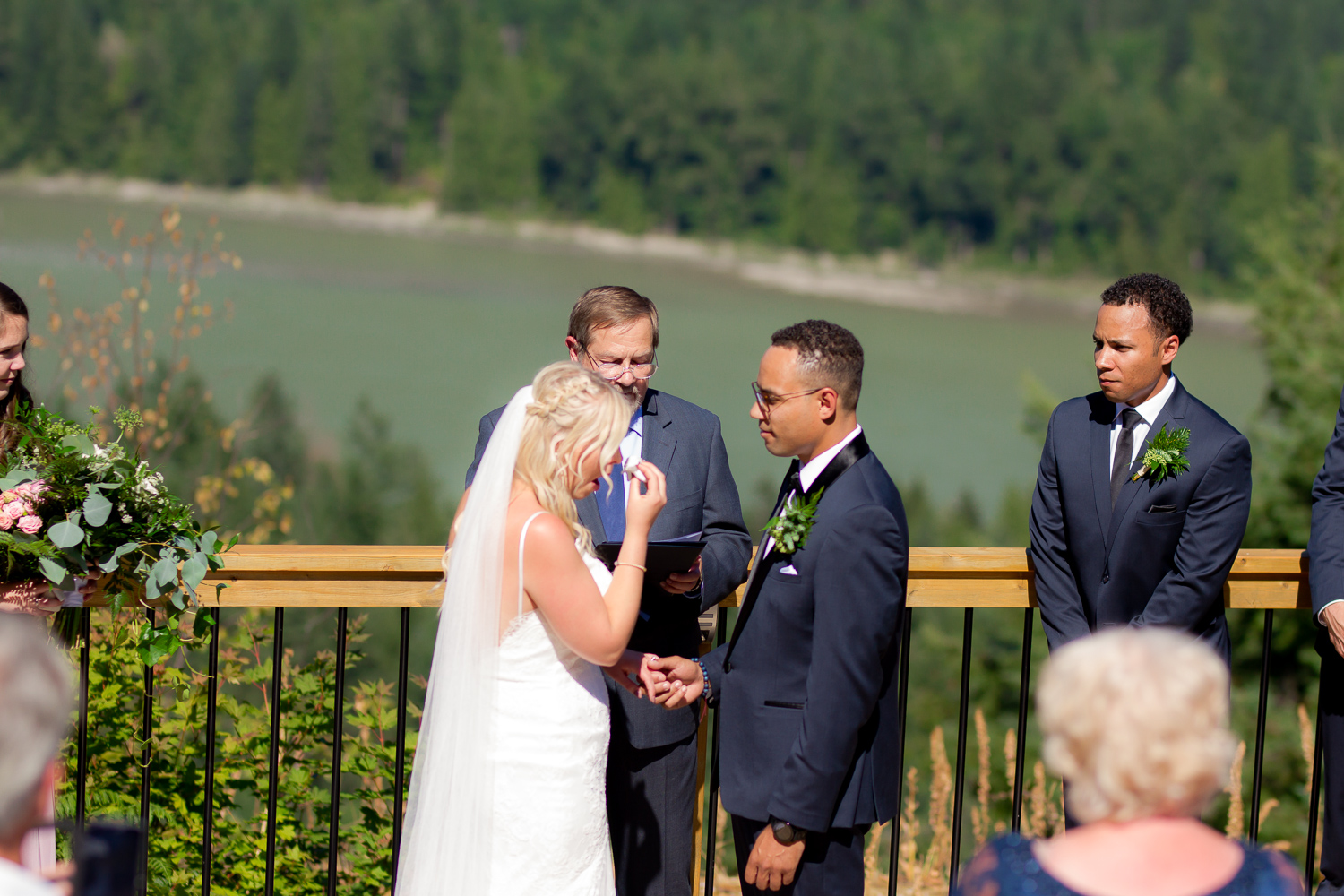 American Creek Lodge Wedding Photos