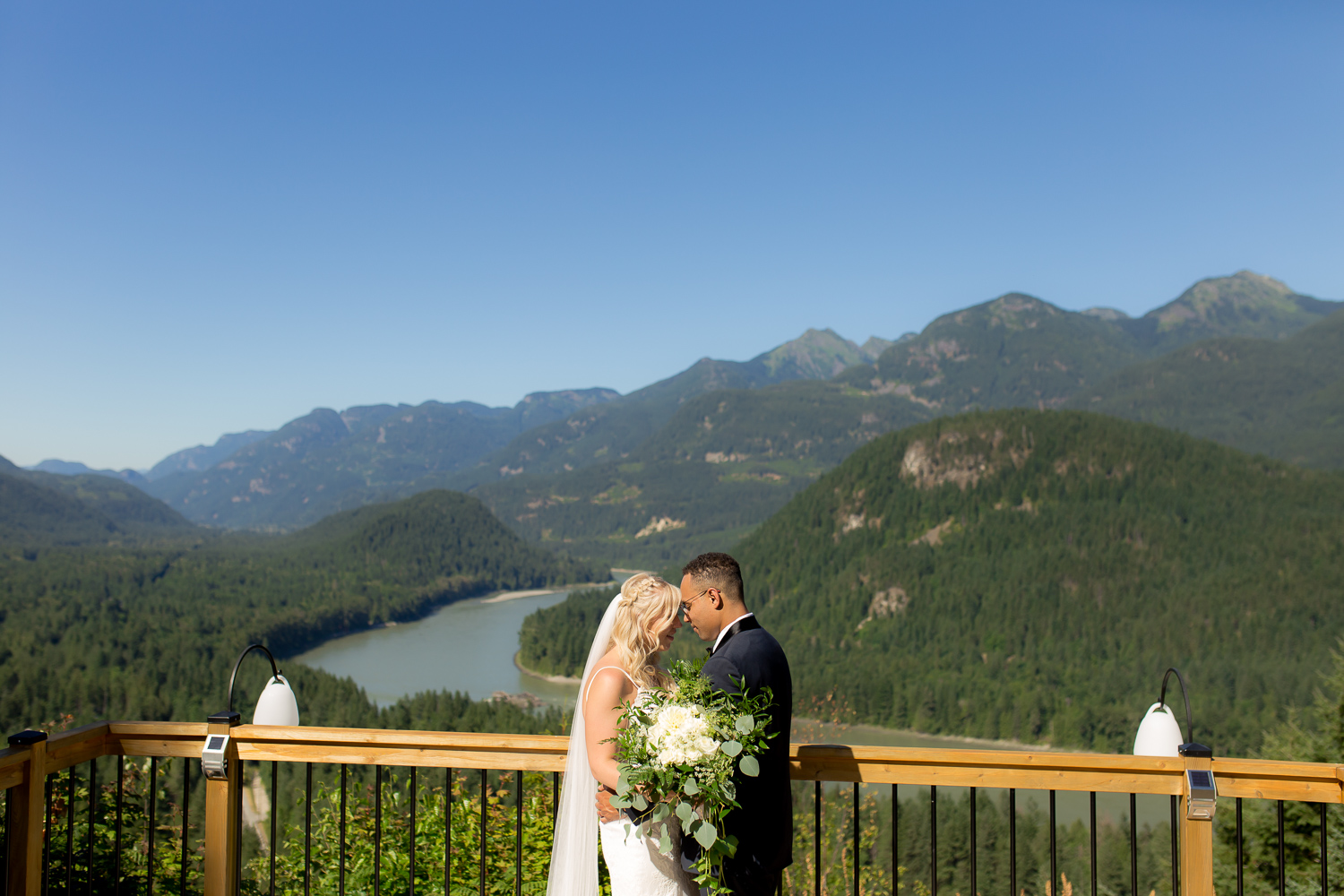 American Creek Lodge Wedding Photos