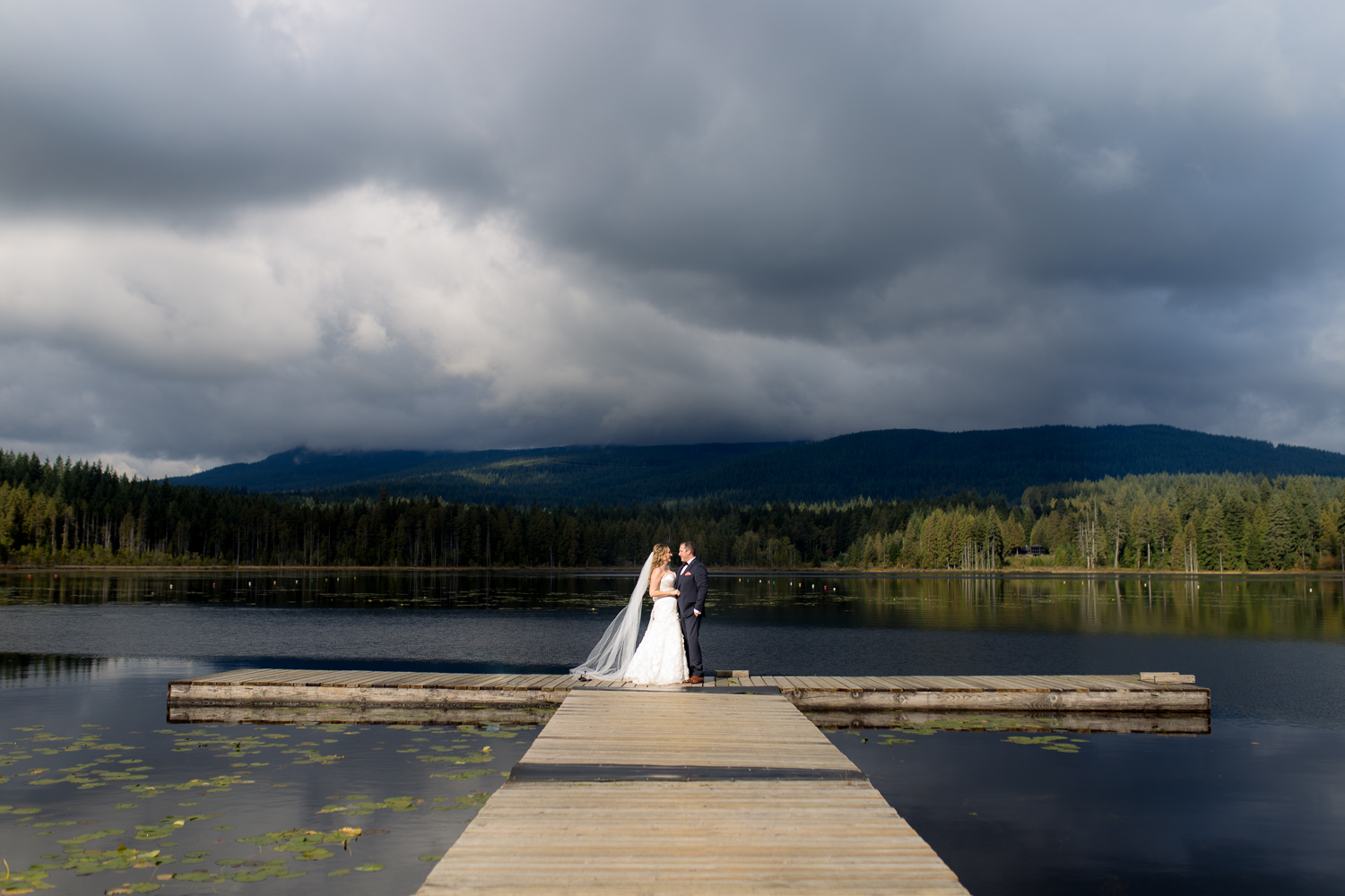 Dress without the Stress at Whonnock Lake [Maple Ridge Wedding Photographer]