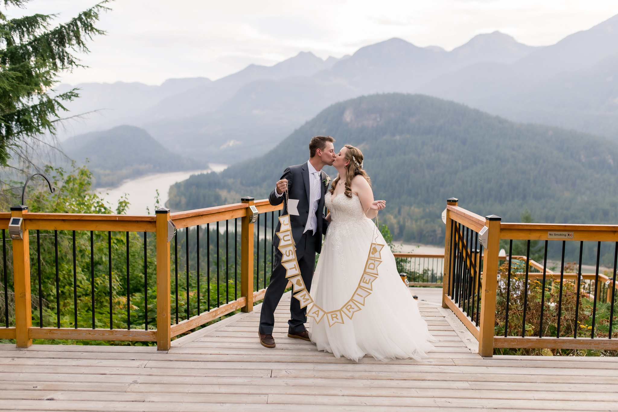 American Creek Lodge Wedding