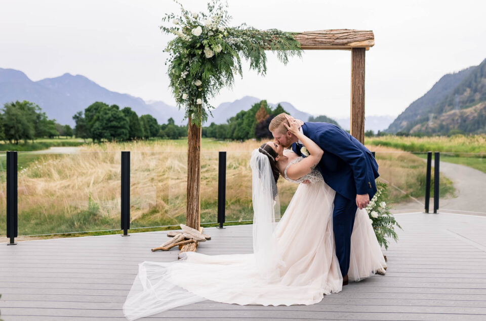 Amanda & Gord at Golden Eagle [ Pitt Meadows Wedding Photographer ]